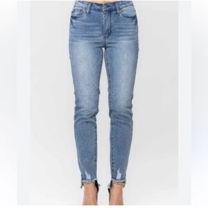 Judy Blue Take The Risk Stretch Frayed hem Jean SZ 25